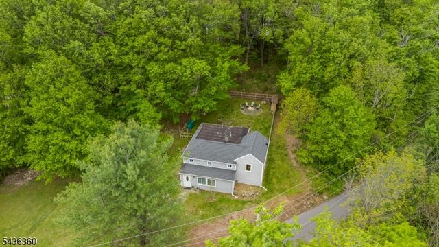 22 Paddock Ave, Vernon Twp., NJ 07422