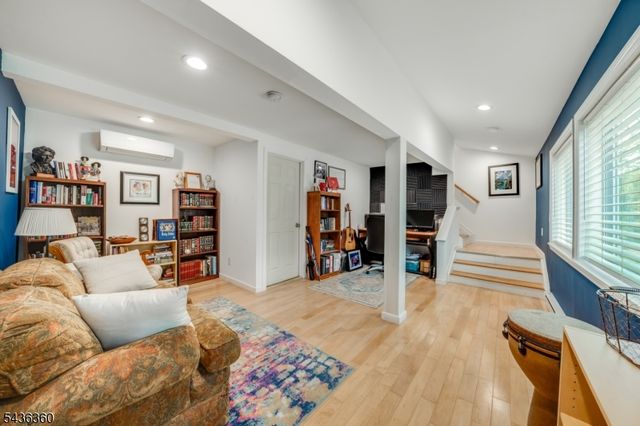 22 Paddock Ave, Vernon Twp., NJ 07422