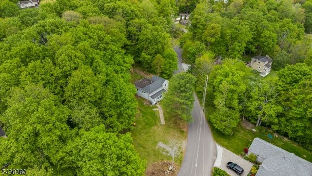 22 Paddock Ave, Vernon Twp., NJ 07422