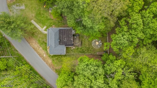 22 Paddock Ave, Vernon Twp., NJ 07422