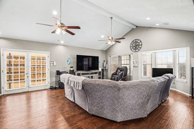 4202 Harvest Hill Road, Carrollton, TX 75010