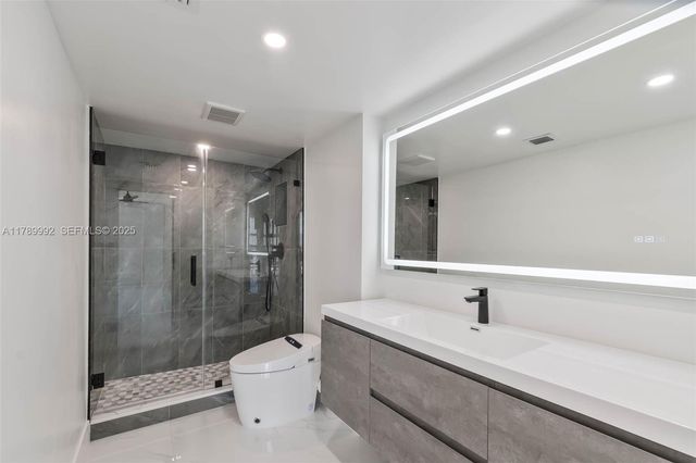 20335 W Country Club Drive 1902, Aventura, FL 33180