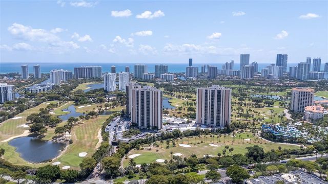 20335 W Country Club Drive 1902, Aventura, FL 33180