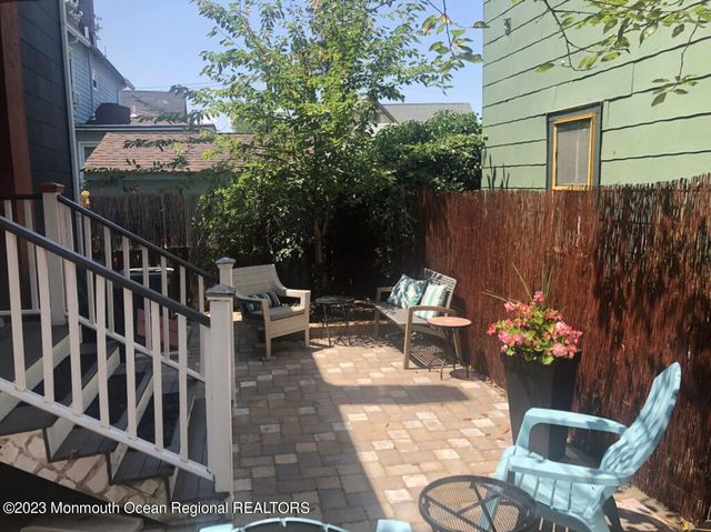 121 Mount Hermon Way, Ocean Grove, NJ 07756