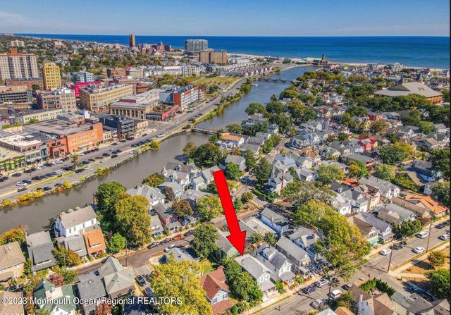 121 Mount Hermon Way, Ocean Grove, NJ 07756