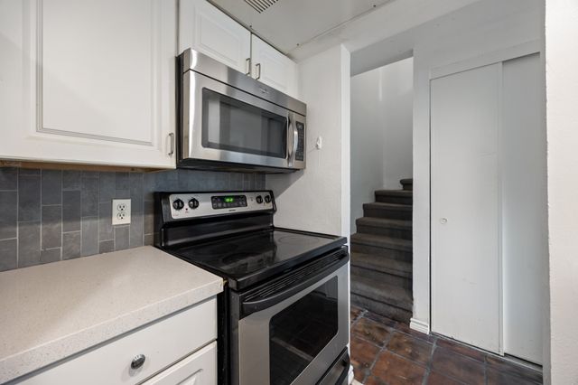 2710 Douglas Avenue 108, Dallas, TX 75219