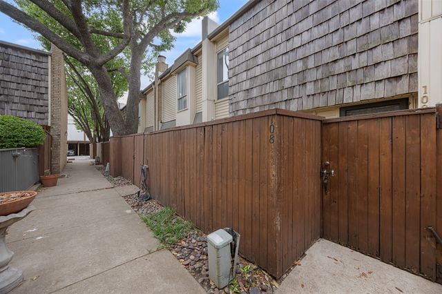 2710 Douglas Avenue 108, Dallas, TX 75219