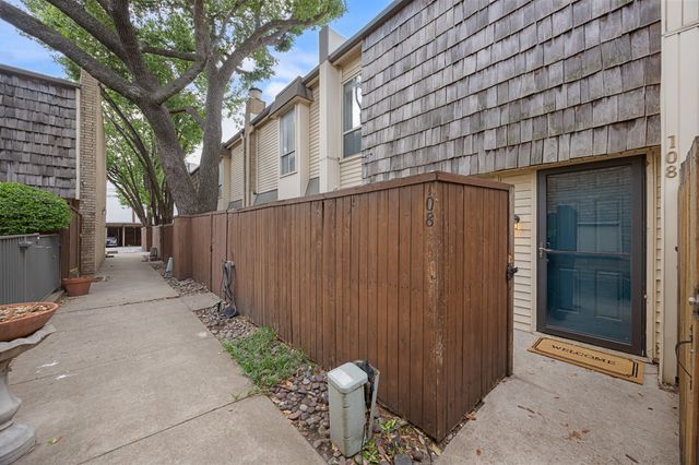 2710 Douglas Avenue 108, Dallas, TX 75219