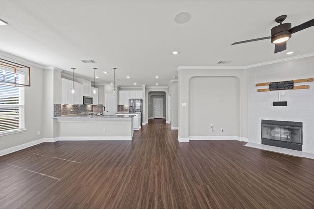 400 Conchillos DR, Georgetown, TX 78626
