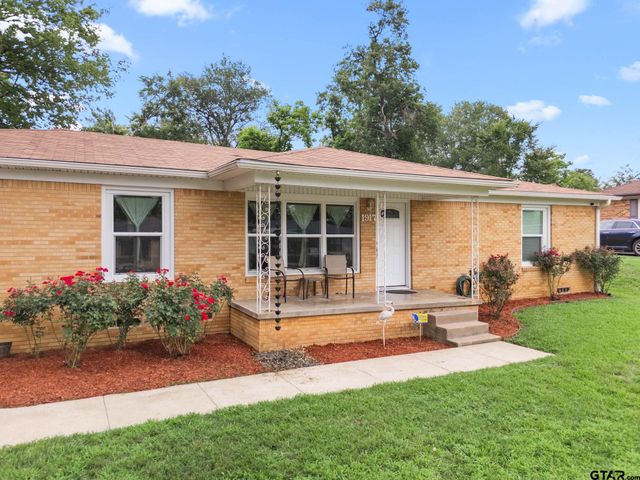 1917 Baker Dr., Tyler, TX 75702