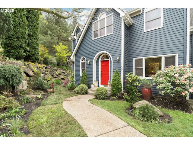 11503 Sw STREAMSIDE Ct, Portland, OR 97219