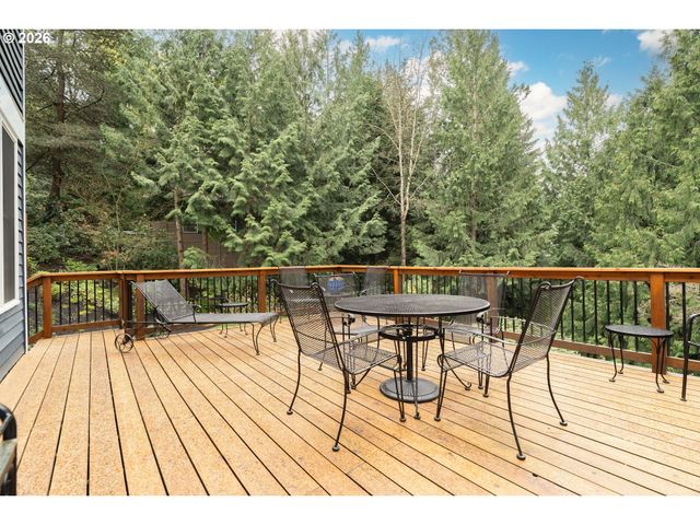 11503 Sw STREAMSIDE Ct, Portland, OR 97219