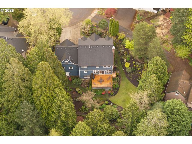 11503 Sw STREAMSIDE Ct, Portland, OR 97219