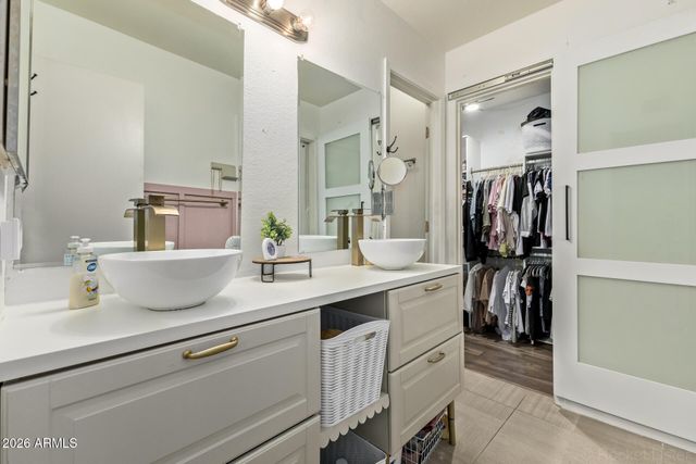 6114 E AUGUSTA Circle, Mesa, AZ 85215