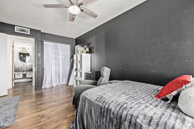 6114 E AUGUSTA Circle, Mesa, AZ 85215