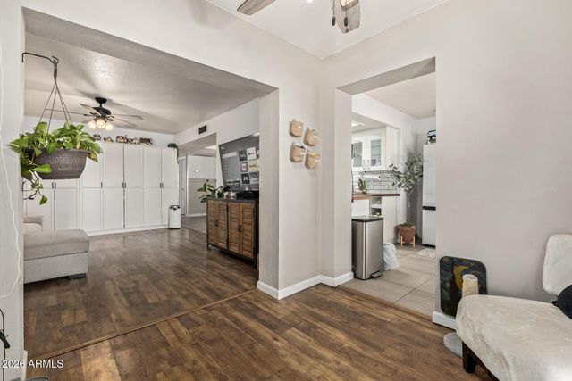 6114 E AUGUSTA Circle, Mesa, AZ 85215