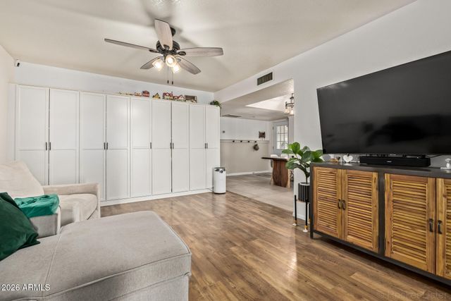 6114 E AUGUSTA Circle, Mesa, AZ 85215