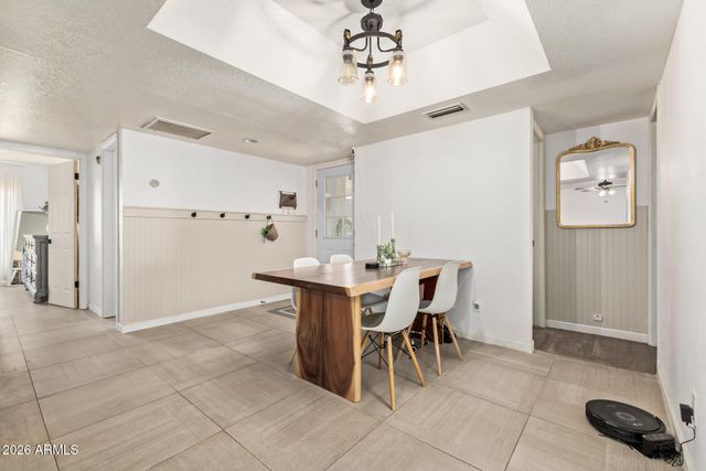 6114 E AUGUSTA Circle, Mesa, AZ 85215