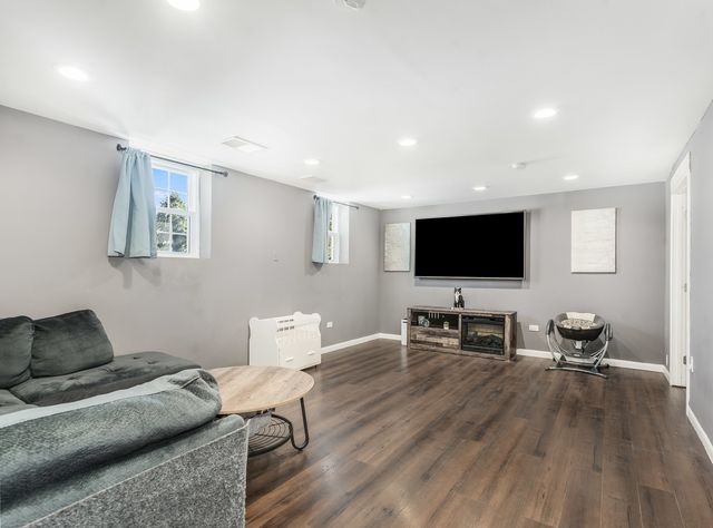 724 Echo Avenue, Romeoville, IL 60446