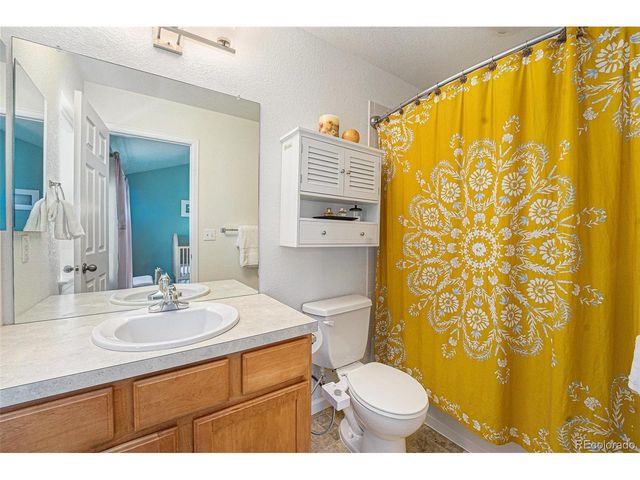 8381 E 29th Ave, Denver, CO 80238