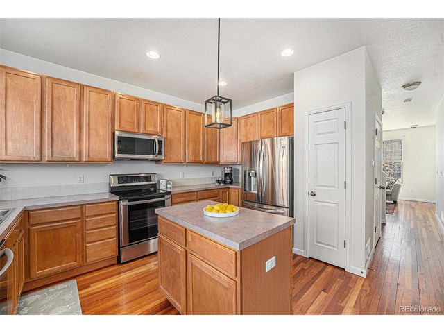 8381 E 29th Ave, Denver, CO 80238