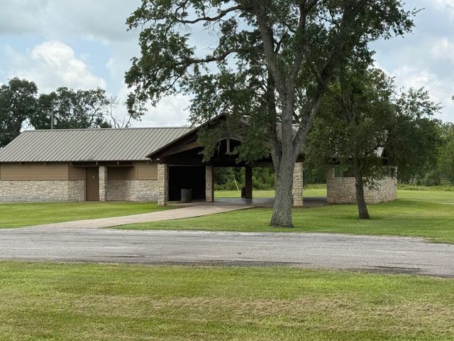 32510 Redfish Trail, Richwood, TX 77515