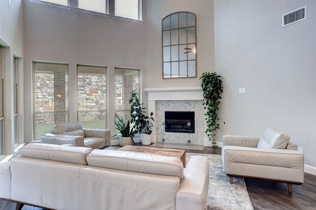 4509 Tall Knight Lane, Carrollton, TX 75010