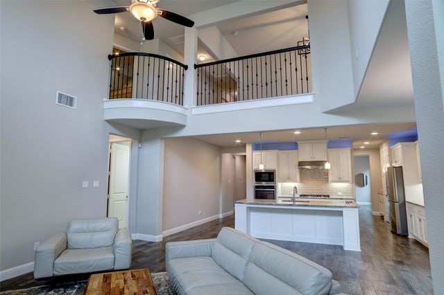 4509 Tall Knight Lane, Carrollton, TX 75010