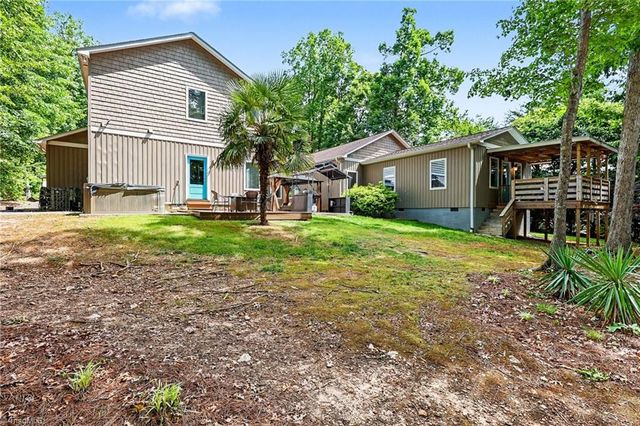 5409 Dobson Road, Greensboro, NC 27410