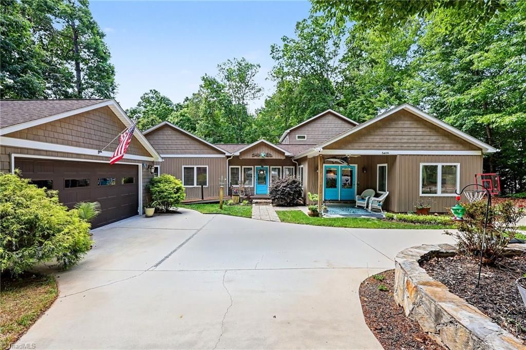 5409 Dobson Road, Greensboro, NC 27410
