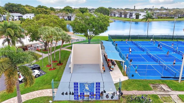 15364 Lakes Of Delray Blvd 61, Delray Beach, FL 33484