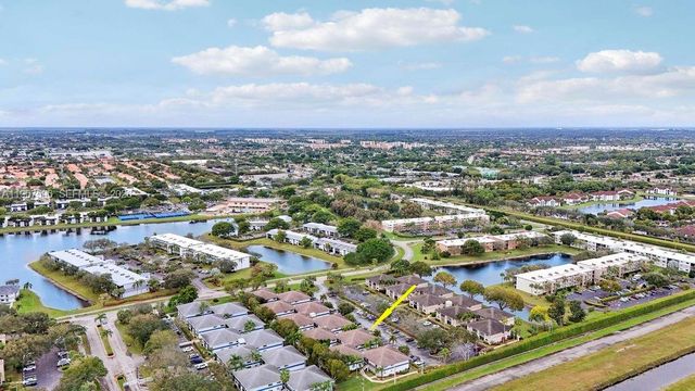 15364 Lakes Of Delray Blvd 61, Delray Beach, FL 33484