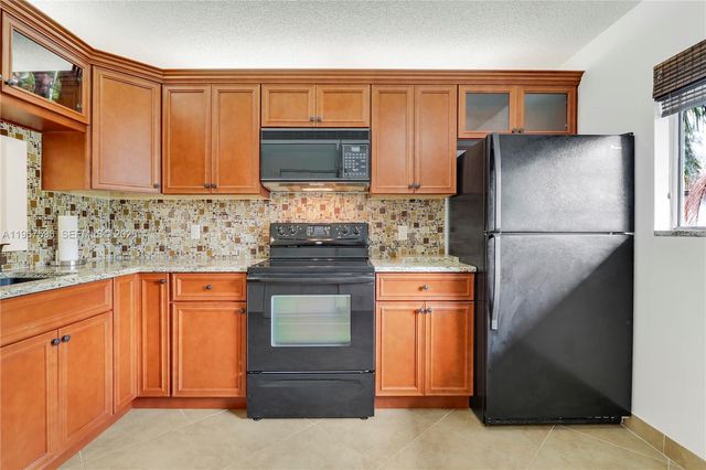 15364 Lakes Of Delray Blvd 61, Delray Beach, FL 33484