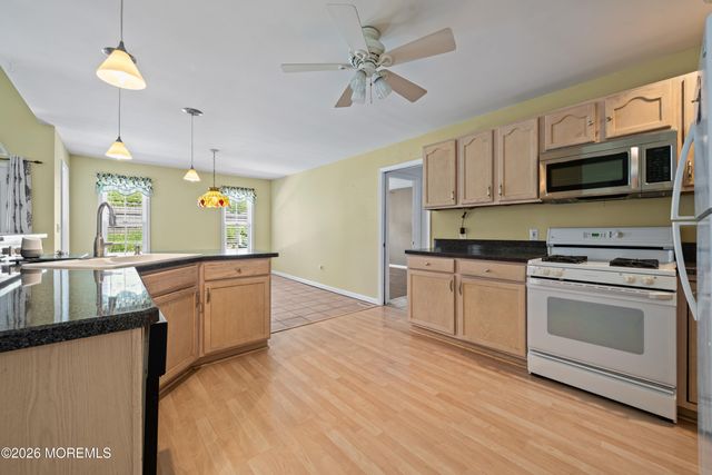 994 Treasure Avenue, Manahawkin, NJ 08050