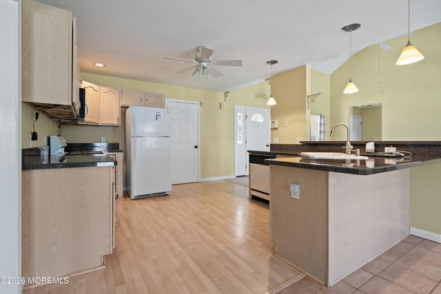 994 Treasure Avenue, Manahawkin, NJ 08050