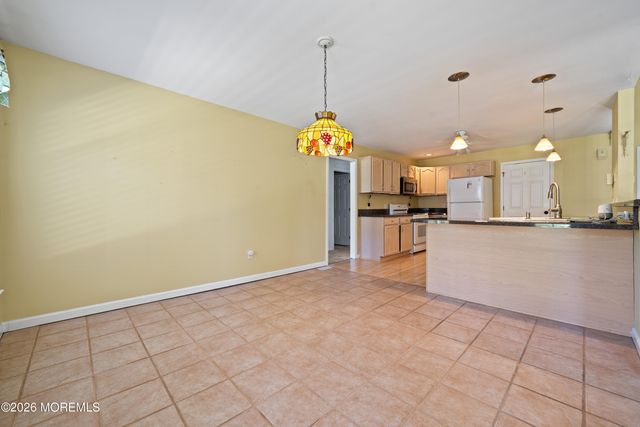 994 Treasure Avenue, Manahawkin, NJ 08050