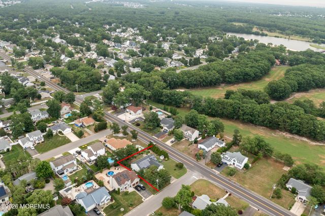994 Treasure Avenue, Manahawkin, NJ 08050