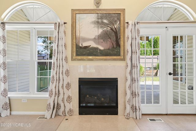 994 Treasure Avenue, Manahawkin, NJ 08050