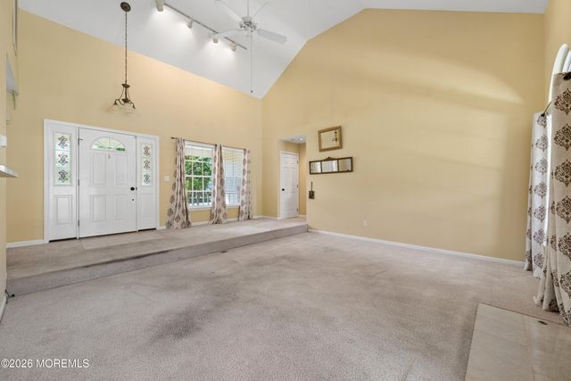 994 Treasure Avenue, Manahawkin, NJ 08050