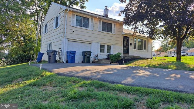 2866 JOYCE RD, Abington, PA 19001