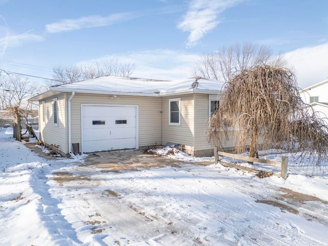 2564 Kate Street, Waterloo, IA 50701