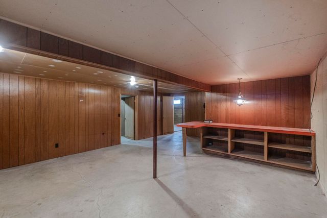 2564 Kate Street, Waterloo, IA 50701