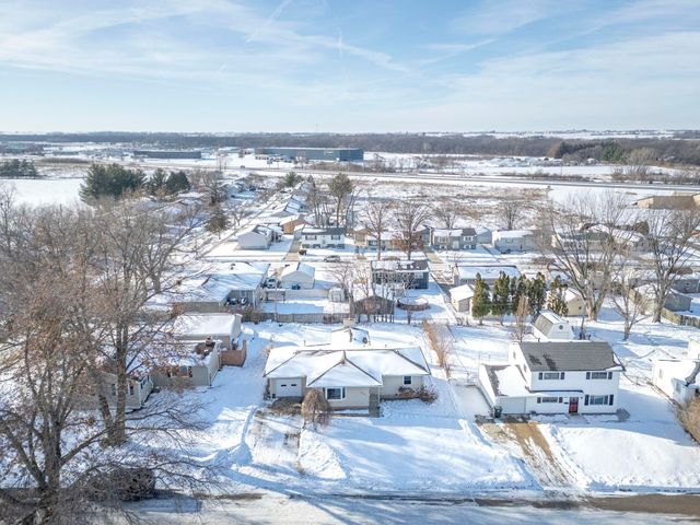 2564 Kate Street, Waterloo, IA 50701