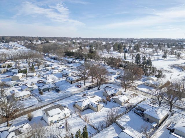 2564 Kate Street, Waterloo, IA 50701