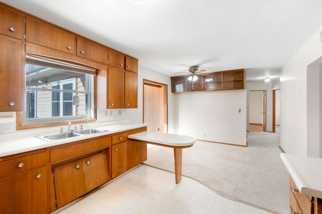 2564 Kate Street, Waterloo, IA 50701