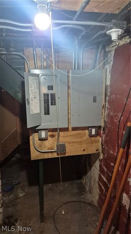 10704 Woodland Avenue, Cleveland, OH 44104