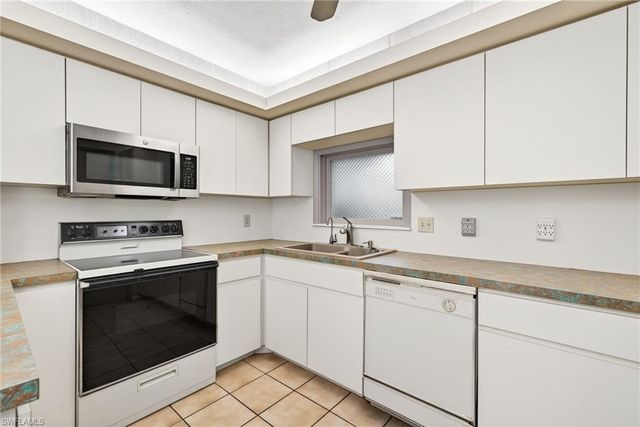 2107 Burton AVE, Fort Myers, FL 33907