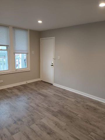 6243 S Kildare Avenue 1, Chicago, IL 60629