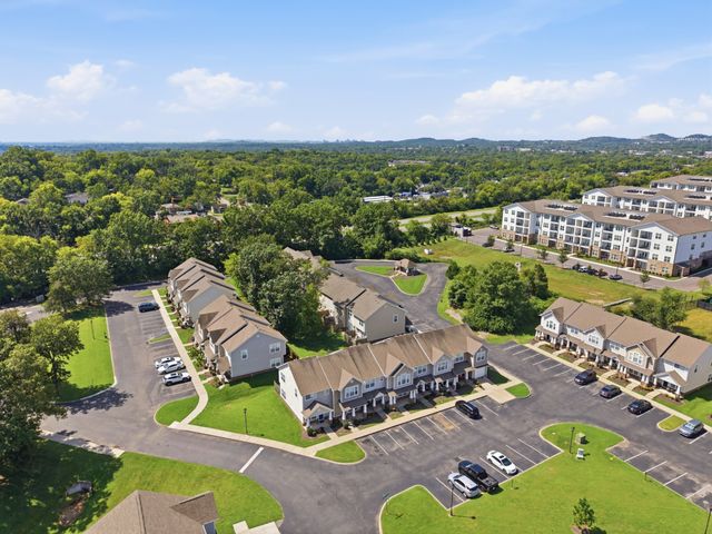 272 Jenna Lee Cir, Madison, TN 37115