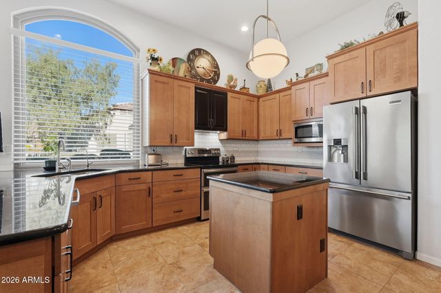 7701 E CHUPAROSA Circle, Gold Canyon, AZ 85118